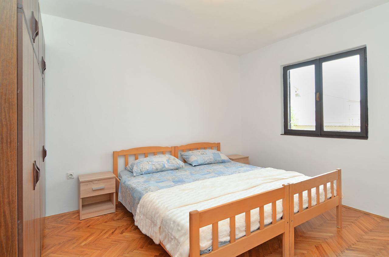 Apartments Dino 1700 ฟาชานา ภายนอก รูปภาพ