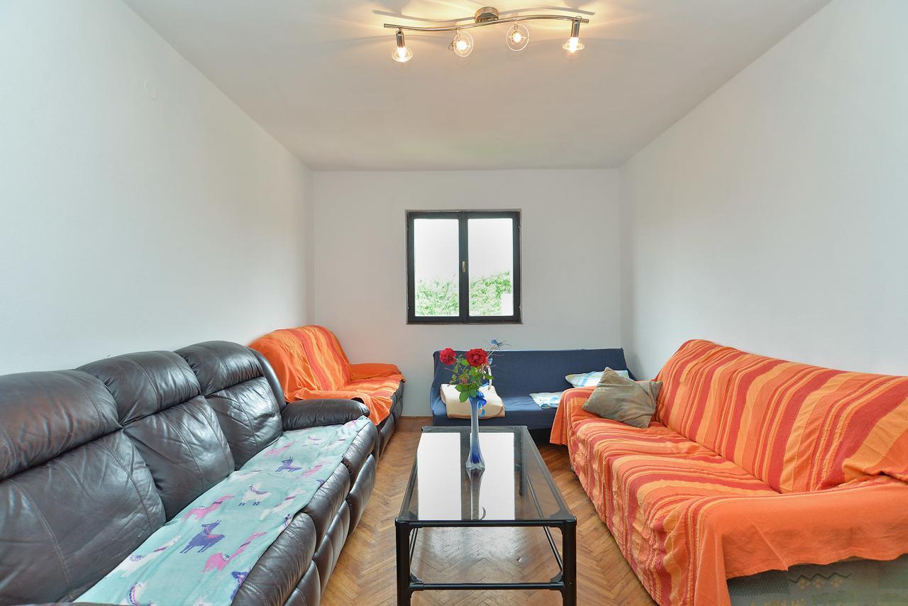 Apartments Dino 1700 ฟาชานา ภายนอก รูปภาพ