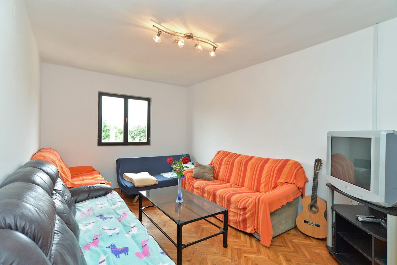 Apartments Dino 1700 ฟาชานา ภายนอก รูปภาพ